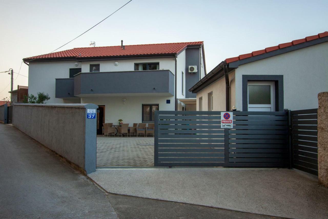 Apartman Nebo Pola Esterno foto