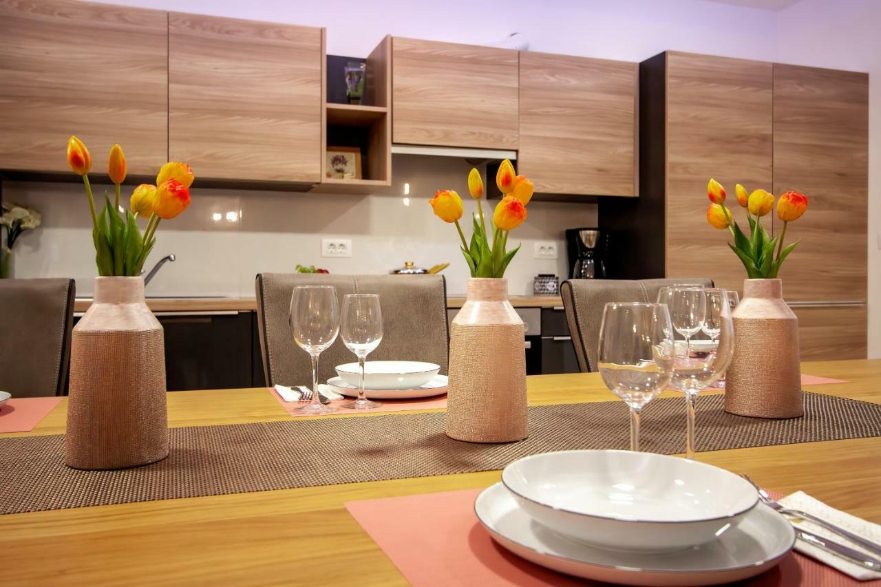 Apartman Nebo Pola Esterno foto