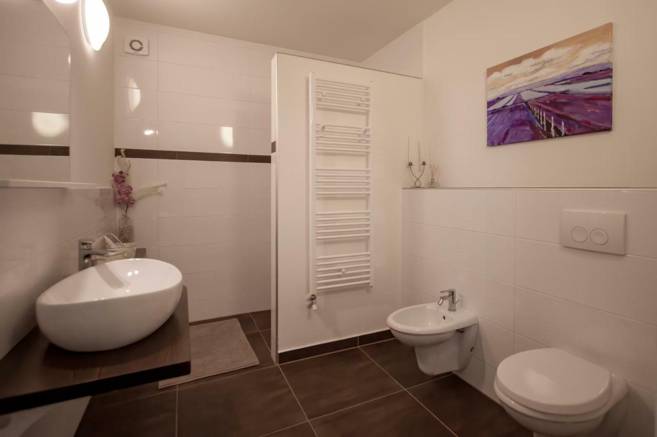 Apartman Nebo Pola Esterno foto
